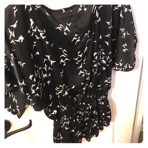 Black bird dress top
